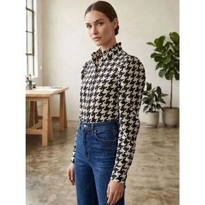 Take 50% OFF- G by Giuliana Black& white Chiffon Blouse, Size-10